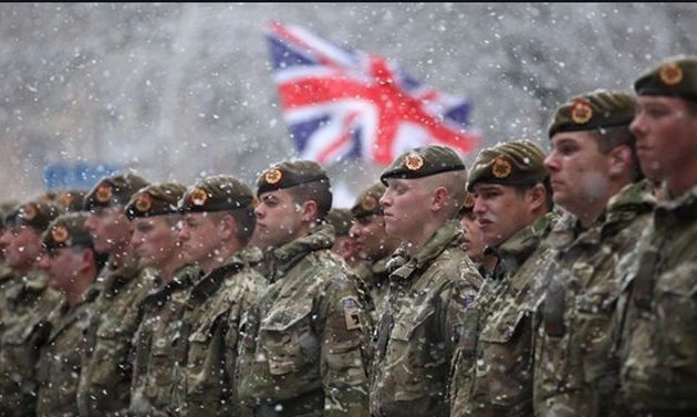 Η Βρετανία εξετάζει να στείλει στρατό στην Ανατ. Ευρώπη απέναντι σε μία πιθανή ρωσική εισβολή