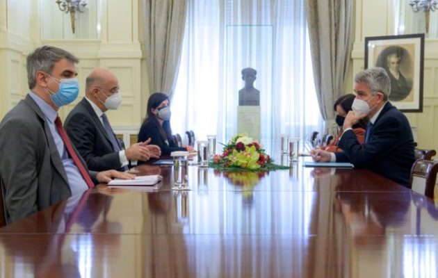 Δένδιας και Πάιατ συζήτησαν την ενεργειακή συνεργασία EastMed