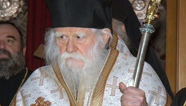 Αυστηρή προειδοποίηση του μητροπολίτη Ηλείας προς τους ανεμβολίαστους ιερείς του