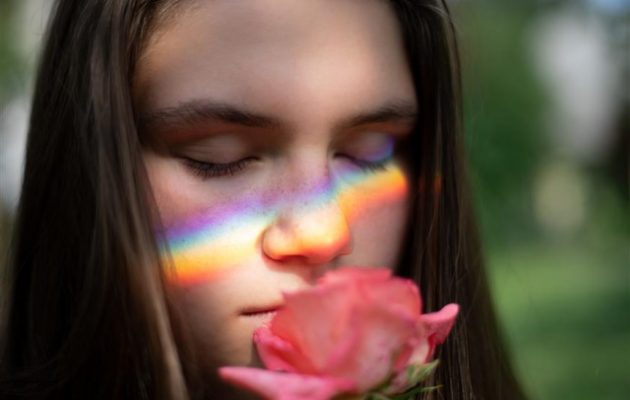 Γιατί ο κορωνοϊός προκαλεί απώλεια όσφρησης