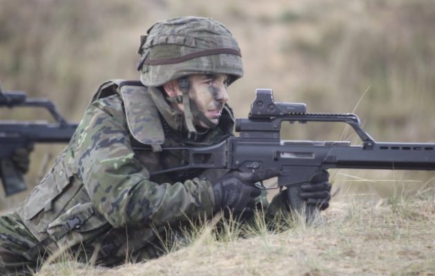 Πολωνός ΥΠΕΞ: Η Ευρώπη βρίσκεται κοντά σε πόλεμο