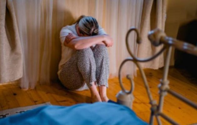 20χρονη κατήγγειλε σεξουαλική επίθεση από την 31χρονη αδελφή της