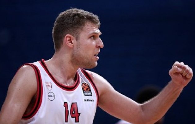 Ολυμπιακός-ΑΕΚ 76-70 και τελικός Κυπέλλου με «clasico»