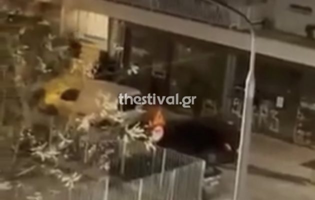 Η στιγμή της δολοφονίας του 19χρονου Άλκη στη Θεσσαλονίκη (βίντεο)