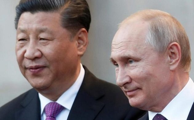 Στη Μόσχα ο Σι Τζινπίνγκ για να «σφραγίσει» τη στενή συμμαχία Κίνας-Ρωσίας με τον Πούτιν και στο στρατιωτικό τομέα