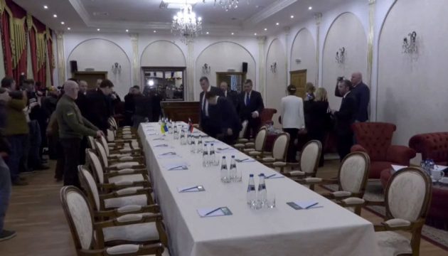 Eισβολή Ουκρανία: Ολοκληρώθηκαν οι διαπραγματεύσεις της Μόσχας με Κίεβο