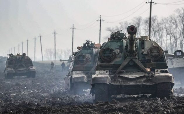 Πούτιν: «Θα προσπαθήσουμε να αποστρατικοποιήσουμε και να αποναζιστικοποιήσουμε την Ουκρανία»