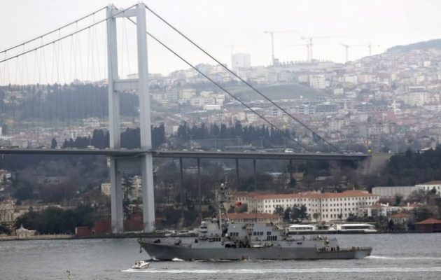 Η Τουρκία έκλεισε τα Στενά του Βοσπόρου