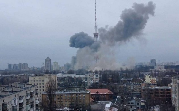 Η Ρωσία άρχισε το βομβαρδισμό του Κιέβου – Χτυπήθηκε ο τηλεοπτικός πύργος