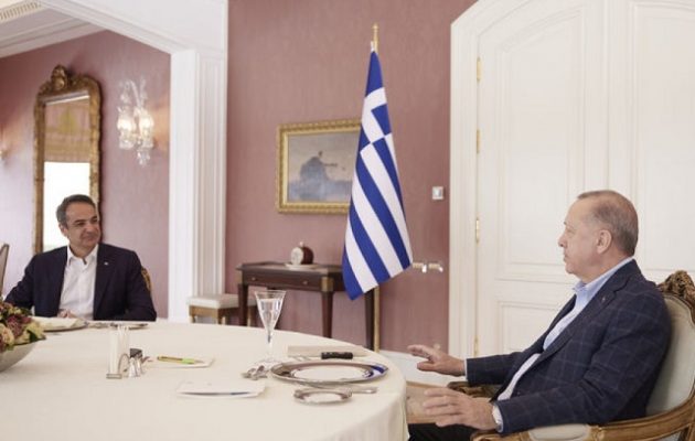 ΚΚΕ: Σχέδια συνεκμετάλλευσης στο Αιγαίο το «επιδόρπιο» στη  συνάντηση Μητσοτάκη-Ερντογάν