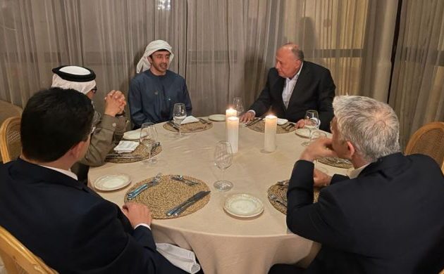 Ιστορική συνάντηση στην έρημο Νεγκέβ των ΥΠΕΞ ΗΠΑ, Ισραήλ, Εμιράτων, Μαρόκου, Μπαχρέιν και Αιγύπτου