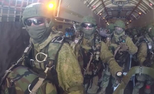 Ουκρανία: Ρώσοι αλεξιπτωτιστές «έπεσαν» στο Χάρκοβο