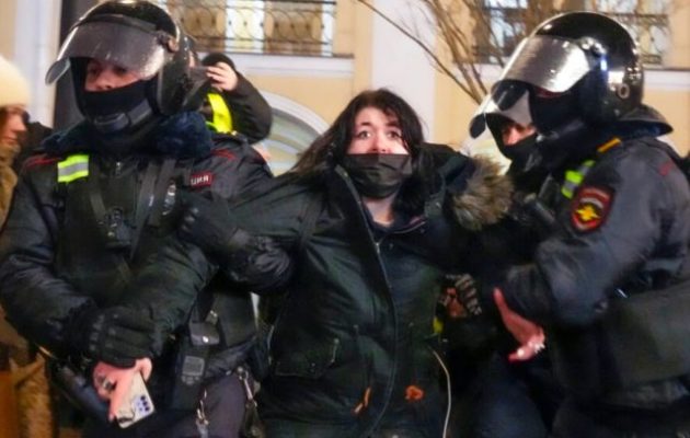 Οι Αμερικανοί στη Ρωσία διατρέχουν κίνδυνο να συλληφθούν αυθαίρετα από τις Αρχές