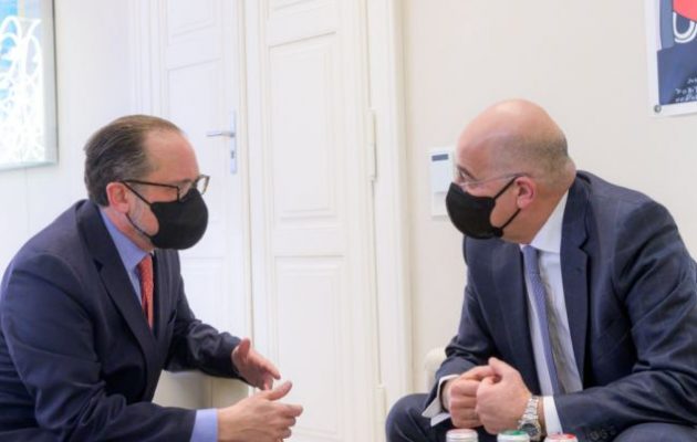 Δένδιας-Σάλενμπεργκ: Μεγάλη συμφωνία Ελλάδας-Αυστρίας σε όλα τα θέματα