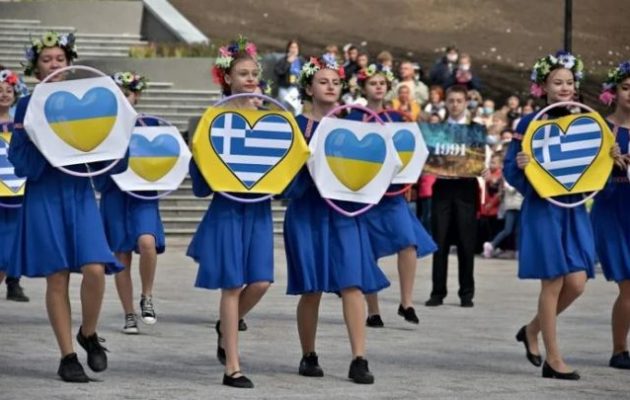 Αλ. Προτσένκο προς όλους τους Έλληνες: Μην επιτρέψετε τον αφανισμό της ελληνικής μειονότητας στην Ουκρανία
