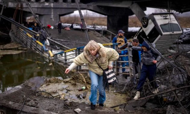 Ουκρανία: Αρκετοί ανθρωπιστικοί διάδρομοι για να φύγουν οι πολίτες