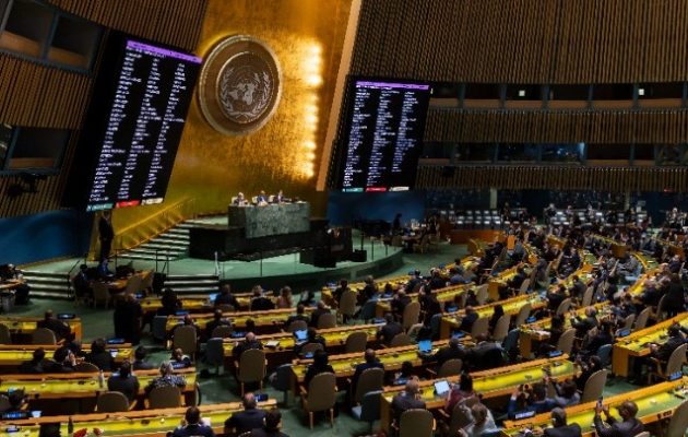 Η Γενική Συνέλευση του ΟΗΕ απαιτεί από τη Ρωσία: Τέλος στον πόλεμο στην Ουκρανία