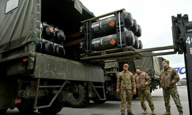 Έτσι μεταφέρονται τα όπλα από δυτικές χώρες στην Ουκρανία