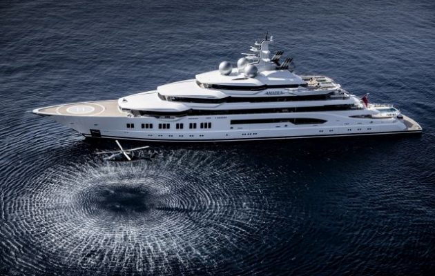 Κατασχέθηκε θαλαμηγός Ρώσου ολιγάρχη αξίας 300 εκατ. ευρώ στα Φίτζι