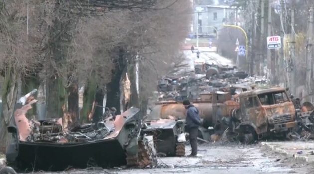 Γερμανίδα ΥΠΕΞ: Η Ρωσία πρέπει να πληρώσει για «τα εγκλήματα πολέμου» στη Μπούκα