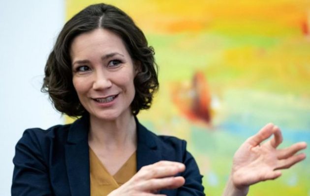 Παραιτήθηκε η υπουργός Οικογένειας της Γερμανίας – Δεν θα συνέβαινε ποτέ στην Ελλάδα