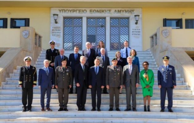 Αντιπροσωπεία του Αμερικανικού Κογκρέσου στο υπουργείο Άμυνας