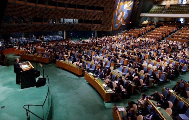 ΟΗΕ: Ανέστειλε τη συμμετοχή της Ρωσίας στο Συμβούλιο Ανθρωπίνων Δικαιωμάτων
