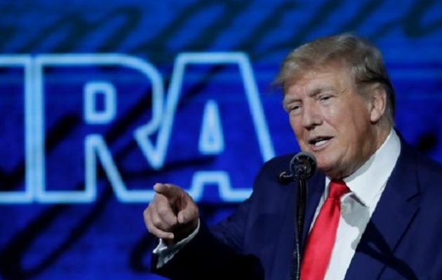 Με επικεφαλής τον Τραμπ το λόμπι της οπλοκατοχής διεκδικεί περισσότερα όπλα στις ΗΠΑ