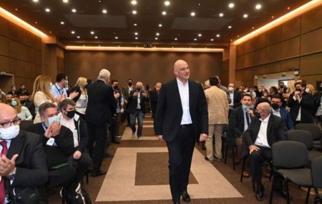 Συνέδριο ΝΔ: Ο Δένδιας, το καθήκον και η εμπιστοσύνη του λαού