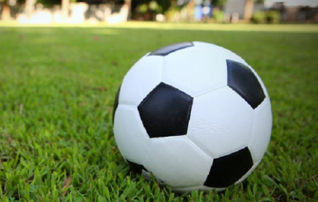 Τραγωδία στη Λαμία: 29χρονος ποδοσφαιριστής έπαθε ανακοπή στο γήπεδο και πέθανε