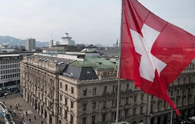 EURACTIV: Η Ελβετία απελευθέρωσε δεσμευμένες ρωσικές καταθέσεις αξίας δισ. ελβετικών φράγκων