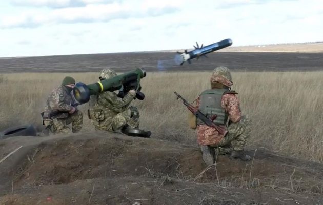«Ξεμένουμε από πυρομαχικά» δηλώνουν οι Ουκρανοί