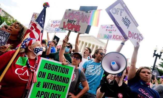 Απαγορεύονται και επίσημα οι αμβλώσεις στις ΗΠΑ μετά από 50 χρόνια