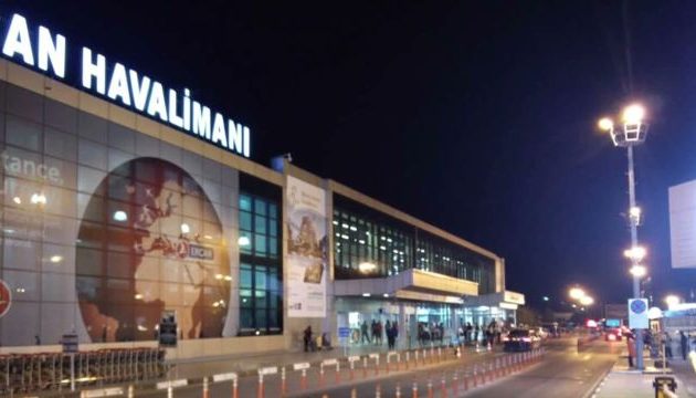 Κύπρος: Το παράνομο αεροδρόμιο της κατεχόμενης Τύμπου μετατρέπεται σε «εγχώριων πτήσεων»