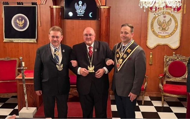 Σκωτικός Τύπος: Υψηλόβαθμοί Αμερικανοί Ελευθεροτέκτονες αξιωματούχοι τιμήθηκαν από το Ύπατο Συμβούλιο