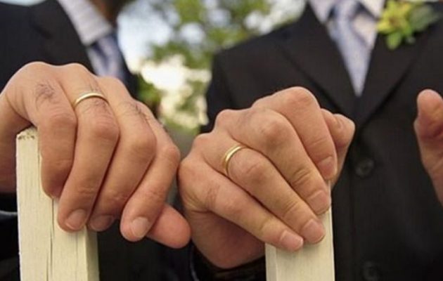 Διαμάχη ΣΥΡΙΖΑ-ΠΑΣΟΚ για σύμφωνο συμβίωσης και ισότητα στον γάμο
