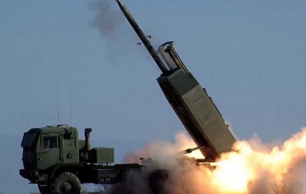 Οι ΗΠΑ στέλνουν πυραύλους και στρατιωτικό υλικό στην Ουκρανία αξίας ενός δισ. δολαρίων