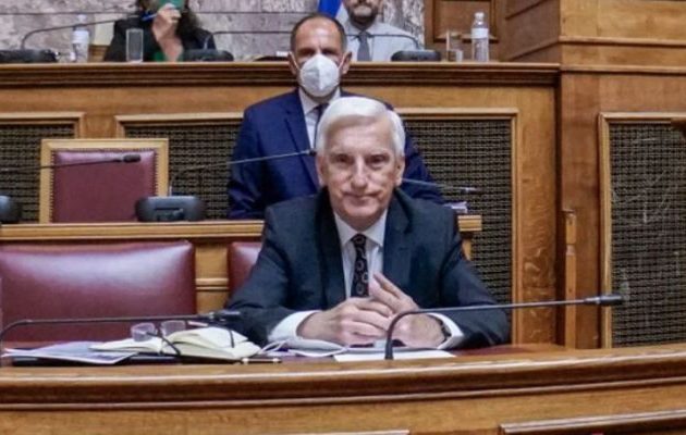 Βόμβα στη Βουλή – Δεμίρης (ΕΥΠ): Παρακολουθούνται κι άλλοι πολιτικοί και δημοσιογράφοι