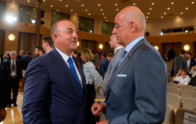 Κριτική στην Τουρκία άσκησε ο Νίκος Δένδιας για τη μη εφαρμογή των κυρώσεων στη Ρωσία