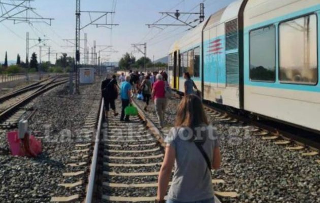 ΣΥΡΙΖΑ-ΠΣ για νέο εκτροχιασμό τρένου: Κατέρρευσε ο σιδηρόδρομος με ευθύνη Μητσοτάκη-Καραμανλή