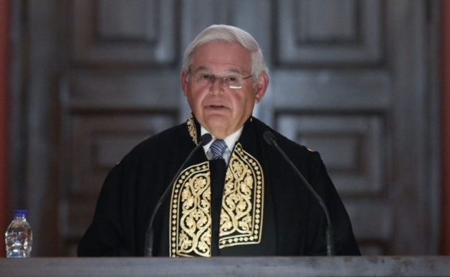 Ρόμπερτ Μενέντεζ: Η Τουρκία «μόνιμη απειλή στην ανατολική Μεσόγειο»