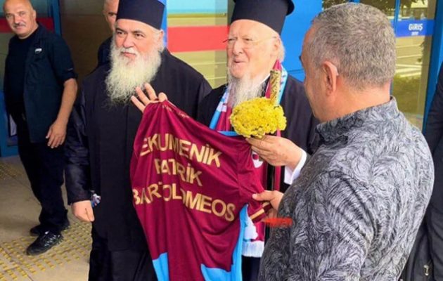 Τραπεζούντα: Ο Ελληνόφωνος Εφκάν Μπασκάν δώρισε στον Οικ. Πατριάρχη φανέλα της Τράμπζονσπορ