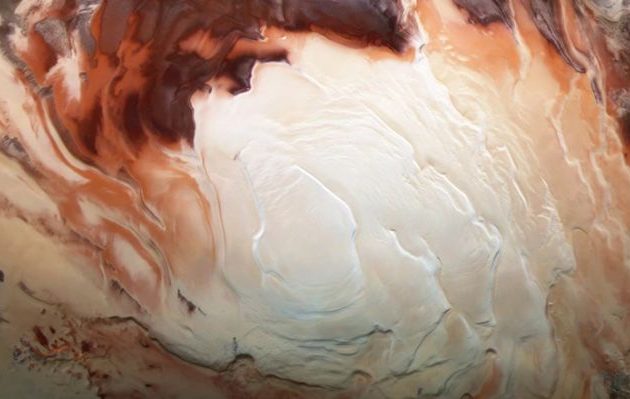 Άρης: Νέες ενδείξεις για πιθανή ύπαρξη νερού σε υγρή μορφή κάτω από τους πάγους