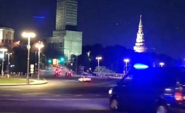 Απόπειρα δολοφονίας του Πούτιν – Χτυπήθηκε η λιμουζίνα του