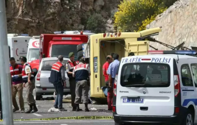 Κωνσταντινούπολη: Καραμπόλα 4 λεωφορείων με 99 τραυματίες
