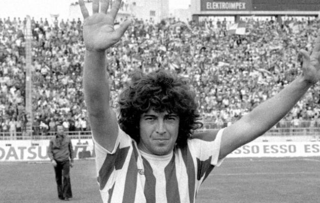 Πέθανε ο παλαίμαχος άσος του Ολυμπιακού Ραφαέλ Περόνε σε ηλικία 69 ετών