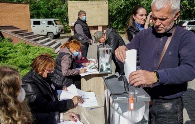 Ουκρανία-δημοψηφίσματα: Τα πρώτα αποτελέσματα δείχνουν πάνω από το 96% να τάσσεται υπέρ της ένταξης στη Ρωσία
