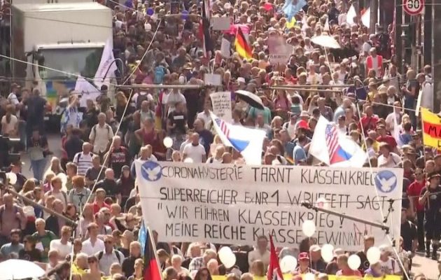 Γερμανία: «Φουντώνουν» οι αντιδράσεις για την ακρίβεια – Χιλιάδες πολίτες στους δρόμους