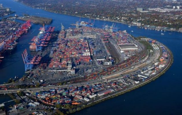 Ο Σολτς δίνει στους Κινέζους (COSCO) το λιμάνι του Αμβούργου