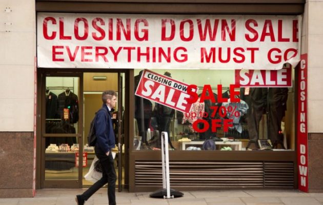 EurActiv: Σταθερή αύξηση των λουκέτων επιχειρήσεων στην ΕΕ – Μια ανάσα πριν την ύφεση